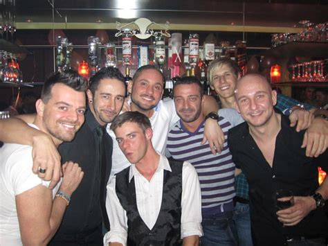 bacheca gay lecce|Bar Gay à Lecce